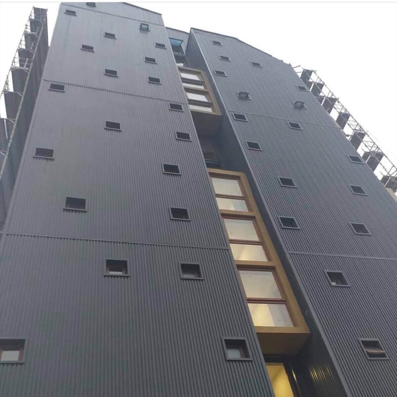 Edificio Avant Garde